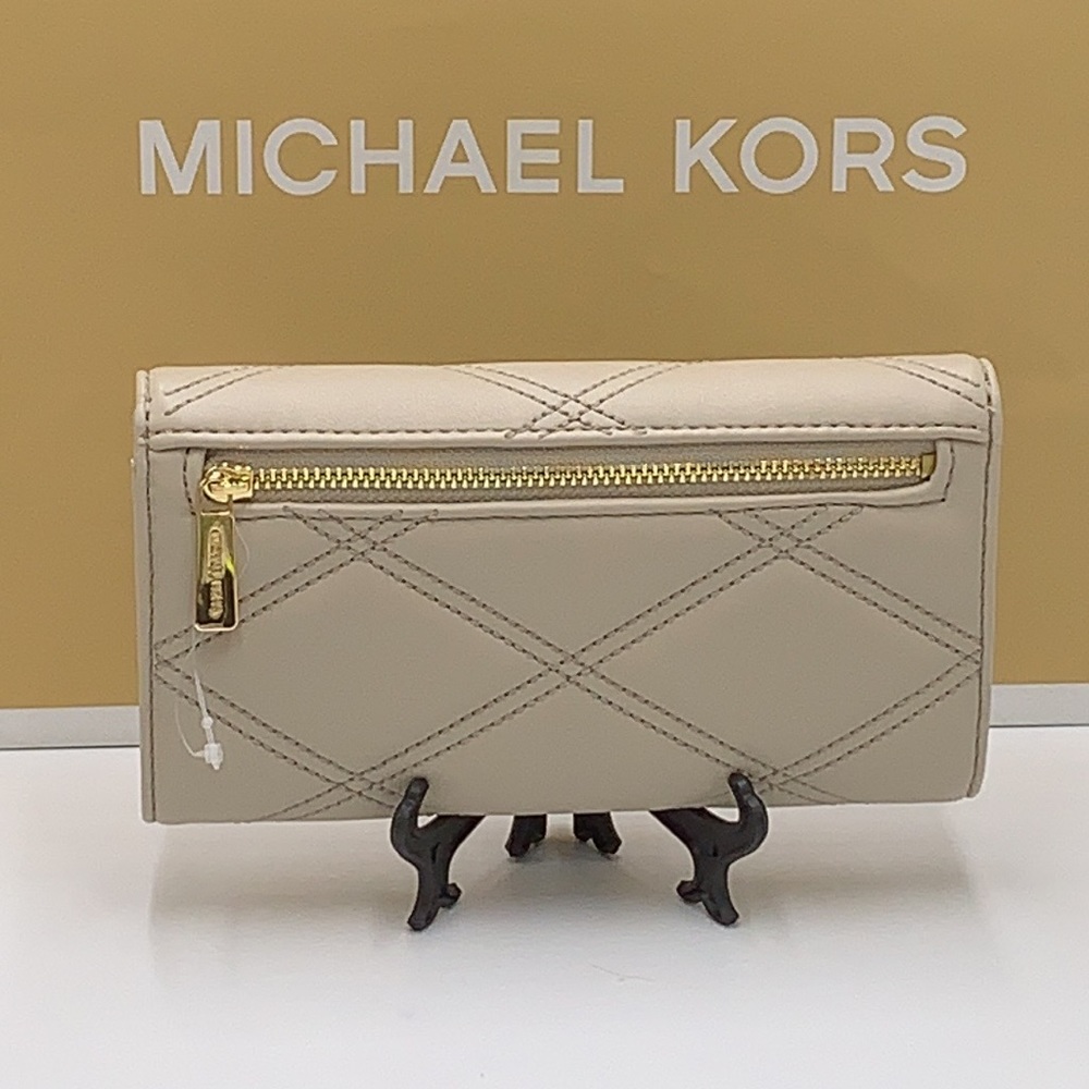 MICHAEL KORS JET SET TRAVEL LARGE TRIFOLD WALLET LIGHT SAND COLOR - Picture 3 of 16